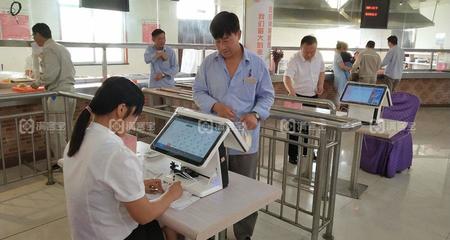 智慧食堂 當團餐遇上互聯網，一場舌尖上的效率革命