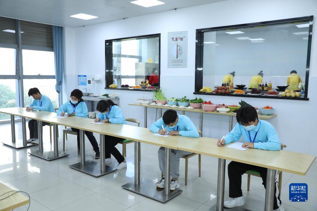 江西南昌 康養(yǎng)服務(wù)業(yè)技能比拼展風(fēng)采